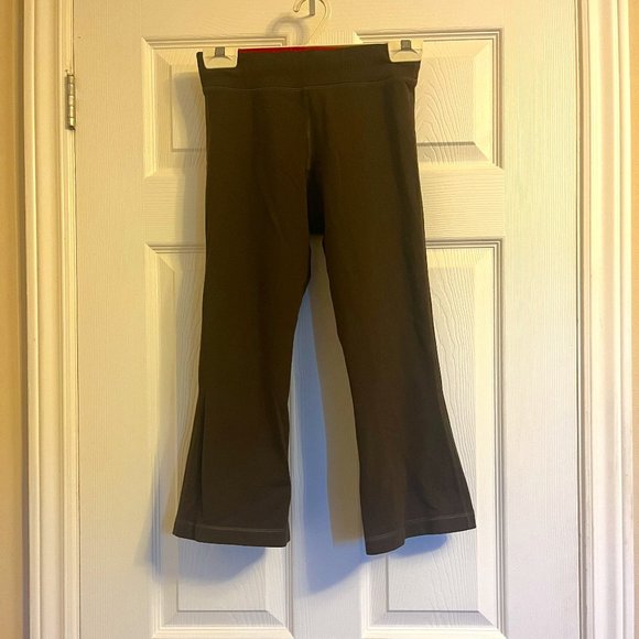 Lululemon crop pants - Picture 1 of 2